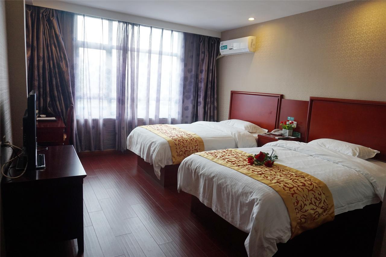 Greentree Inn Liaoning Dalian Development Zone Jinma Road Pedestrian Street Express Hotel Экстерьер фото