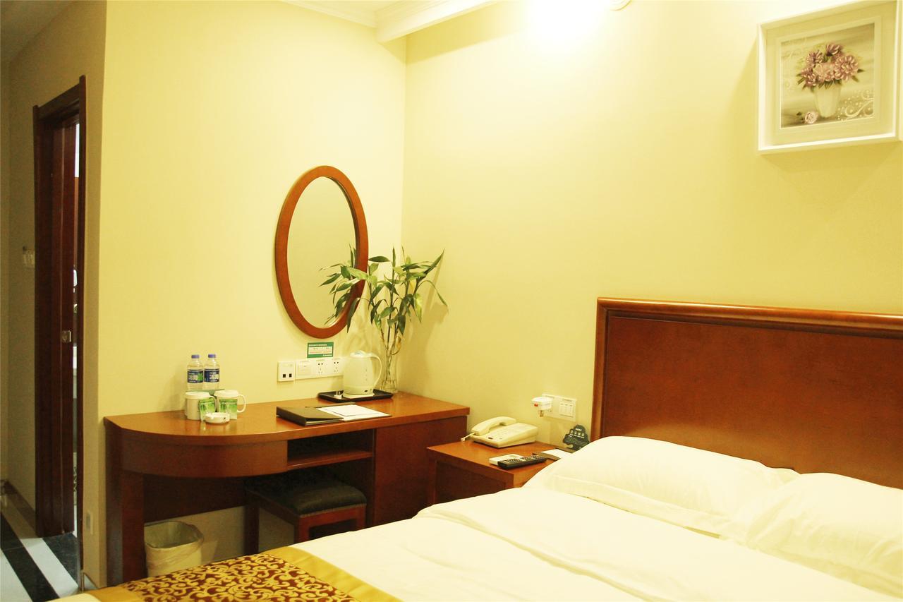 Greentree Inn Liaoning Dalian Development Zone Jinma Road Pedestrian Street Express Hotel Экстерьер фото