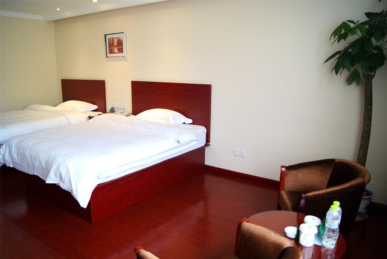 Greentree Inn Liaoning Dalian Development Zone Jinma Road Pedestrian Street Express Hotel Экстерьер фото